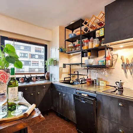 Atypical In Butte Montmartre * Paris