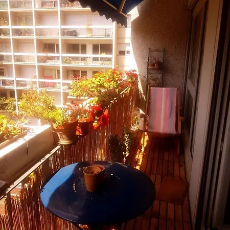 Atypical In Butte Montmartre